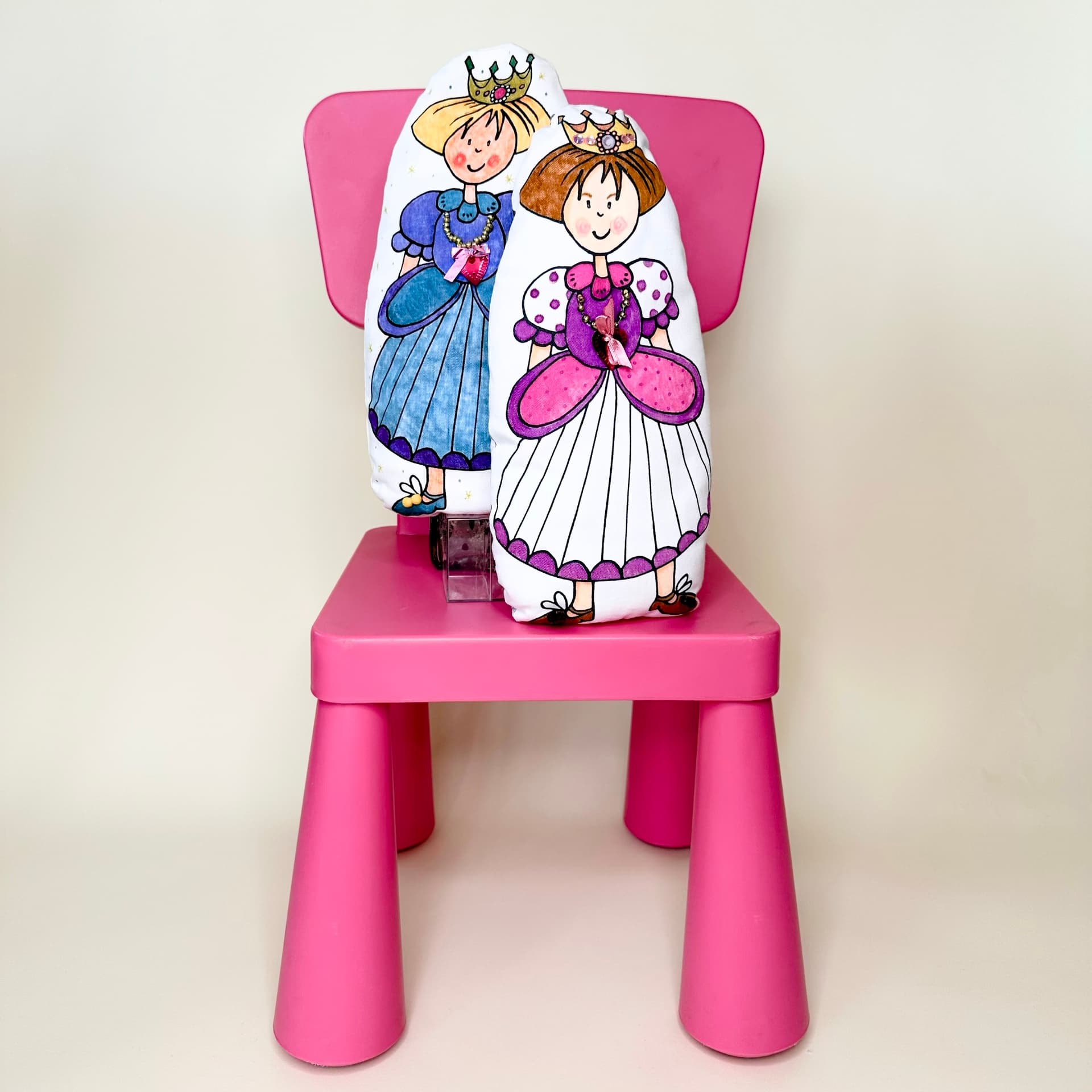 KIT CRÉATIF - Mon coussin Princesse à personnaliser - Missy, la princesse aux petits pieds