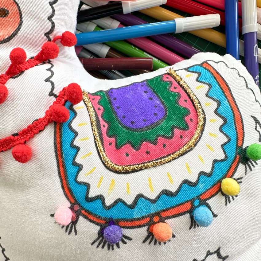 KIT CRÉATIF - Mon coussin Lama à personnaliser - Raoul le lama grognon - vue 3