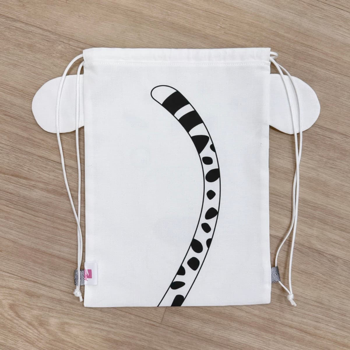 Collection capsule | Sac à dos animaux - sacs à dos enfant | motifs guépard | dos du sac avec la queue dessinée | en tissu avec oreilles imaginé et cousu par Anne Da Cunha-Guillegault en exclusivité pour la marque An'imato