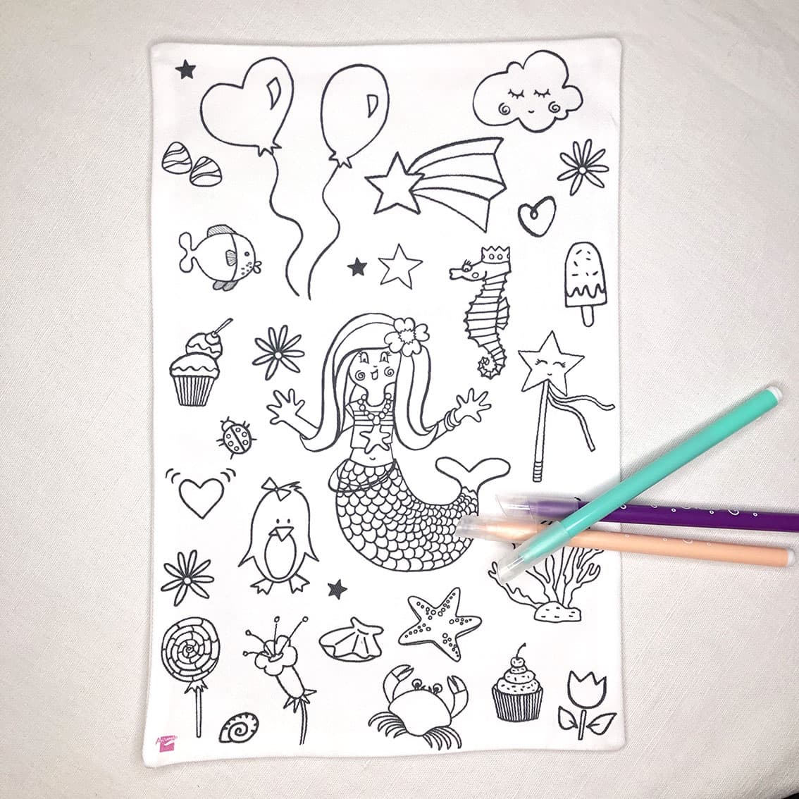 COLORIAGE LAVABLE - Feuille en tissu SIRÈNE + 3 feutres à l’eau - vue 2