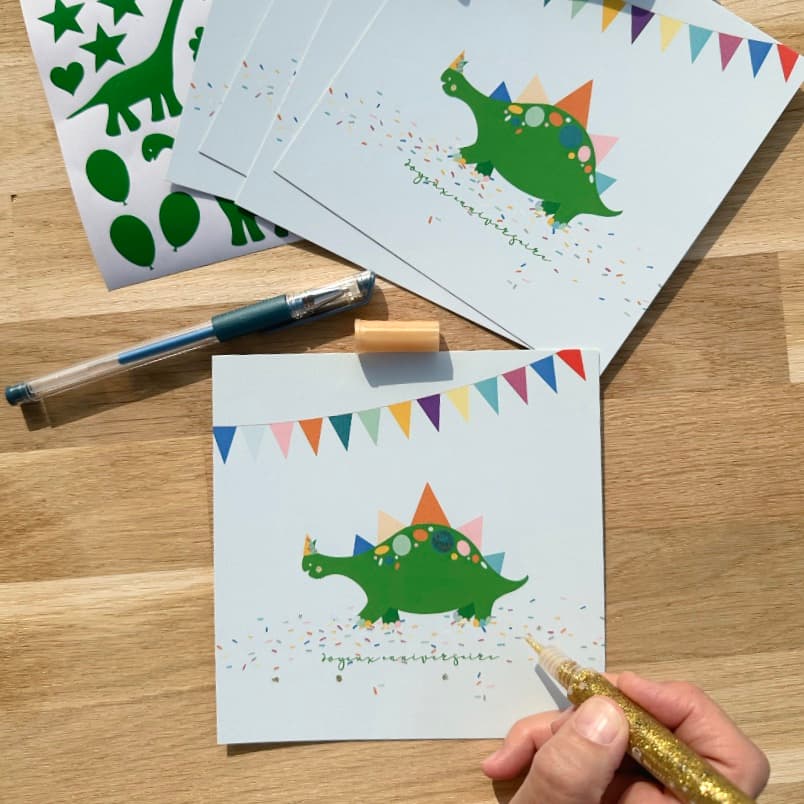 Pochette 5 invitations anniversaire - Dinosaure (avec enveloppes)