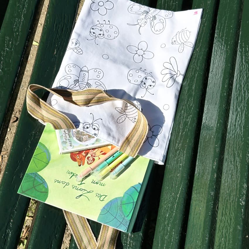 COLORIAGE LAVABLE - Tote-bag enfant en tissu - recto/verso coccinelles, abeilles et papillons - vue 1